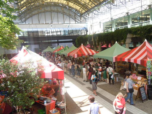 スーパー　マルシェロッポンギ（スーパー）まで399m