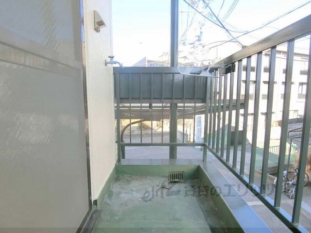 バルコニー　ベランダ