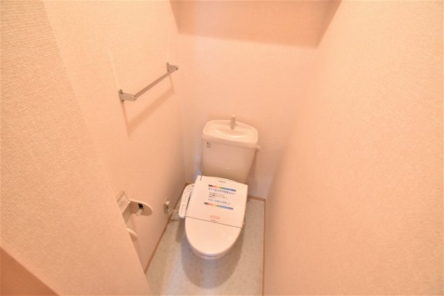 トイレ　シャンポワールＣ