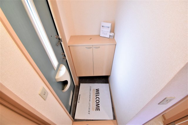 玄関　シャンポワールＣ