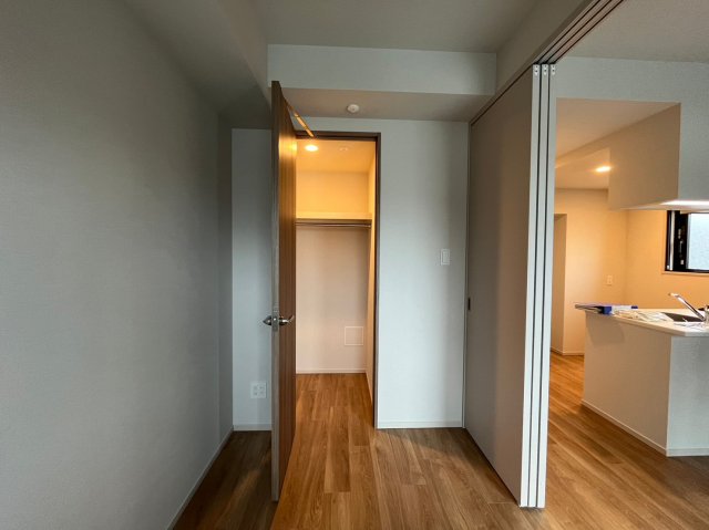 収納　202号室の写真になります※フロアにより建具・壁紙・床の色が