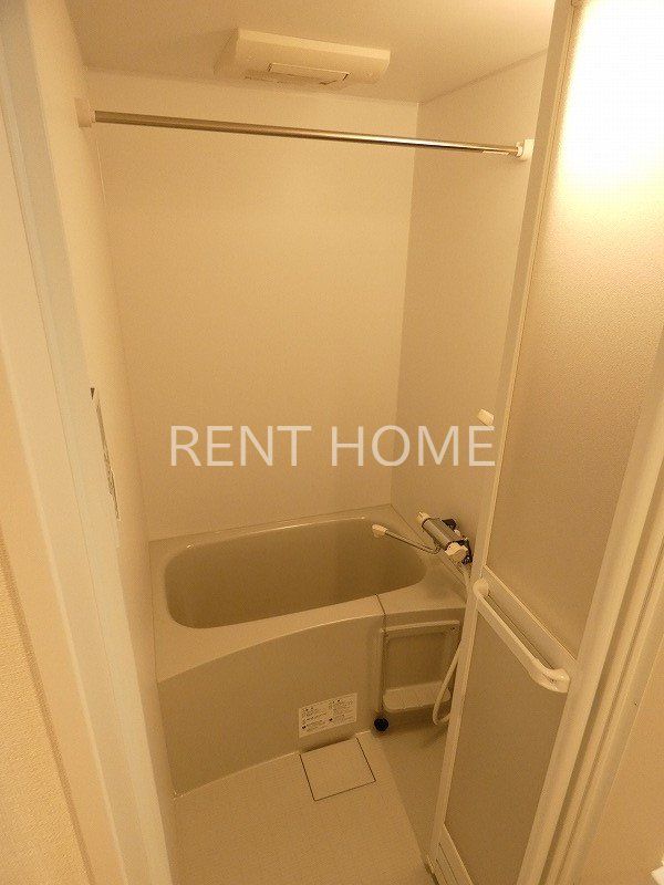 バス・シャワールーム　浴室乾燥機付き