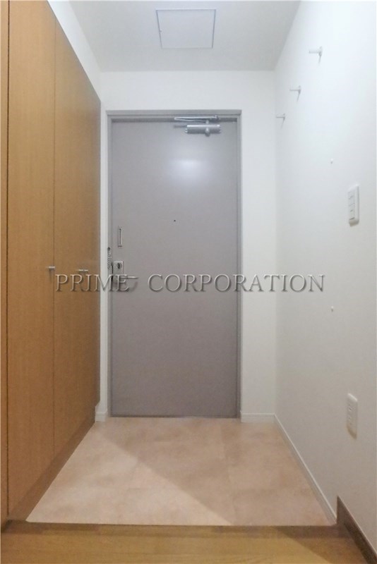 玄関　※参考写真※