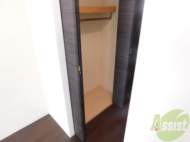 収納　奥行きもありたくさん入ります。