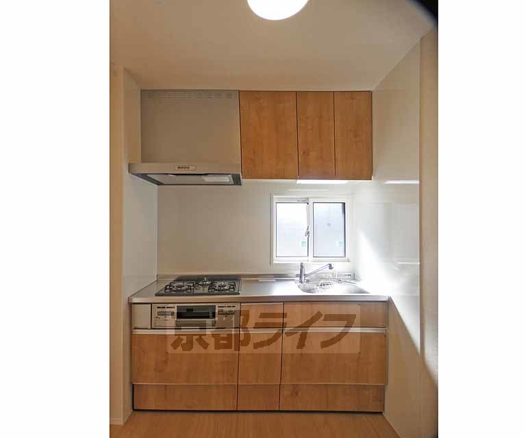 キッチン　広くて使いやすいキッチンです