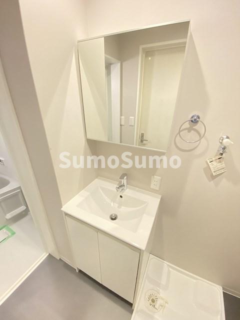 洗面設備　脱衣スペースもあります