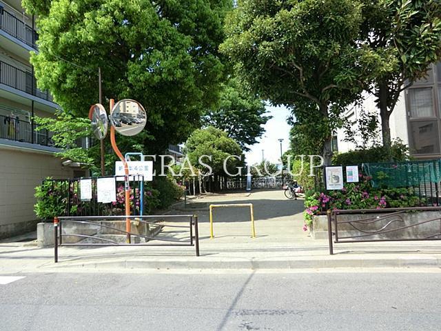 公園　新作第四公園（公園）まで230m