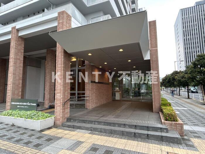 エントランス　毎日通るエントランスはこのようになっています