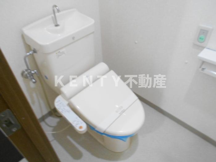 トイレ　トイレもきれいです