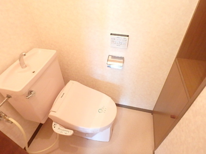 トイレ　図面と現状に相違がある場合には現状を優先