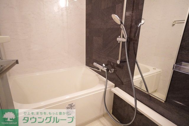 バス・シャワールーム　※写真は同タイプ住戸です。