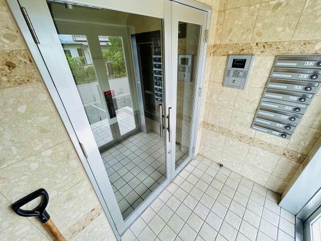 エントランス　エントランス部分