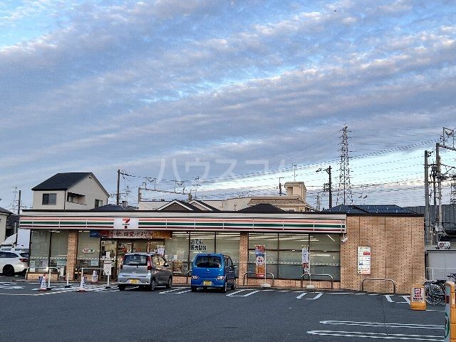 コンビニ　セブンイレブン 摂津東別府4丁目店（コンビニ）まで1078m