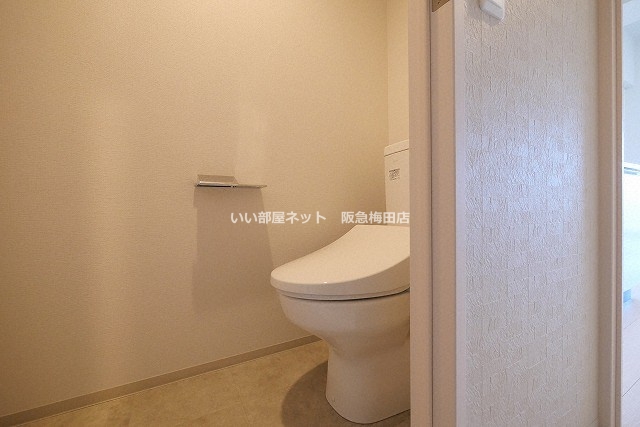 トイレ　同仕様写真となります。