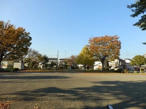 公園　鶴川仲よし児童公園（公園）まで1072m