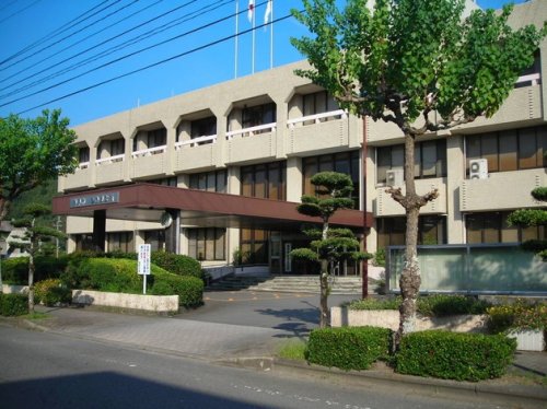 役所　諫早市役所多良見支所（役所）まで850m