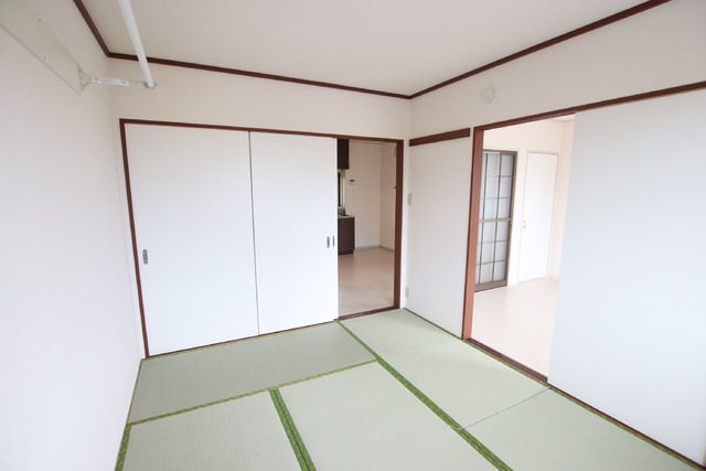 その他部屋・スペース　６帖の和室です★