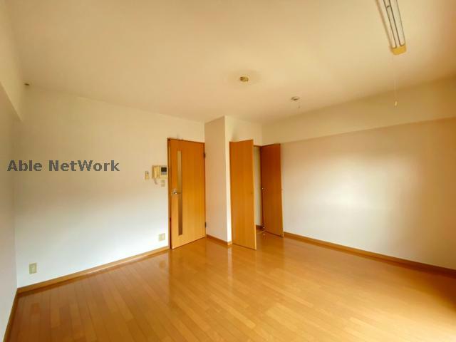 居室・リビング　※同型・現況優先