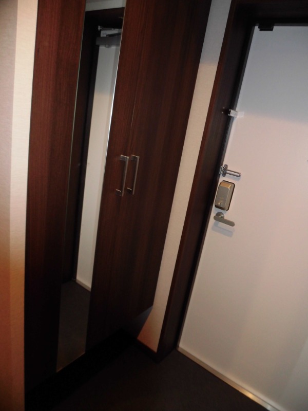 玄関　※以下別室参照　現況優先します