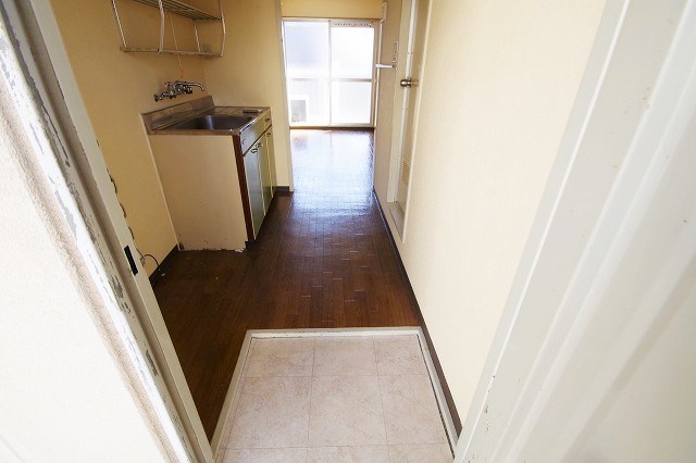 玄関　※別号室の写真使用中