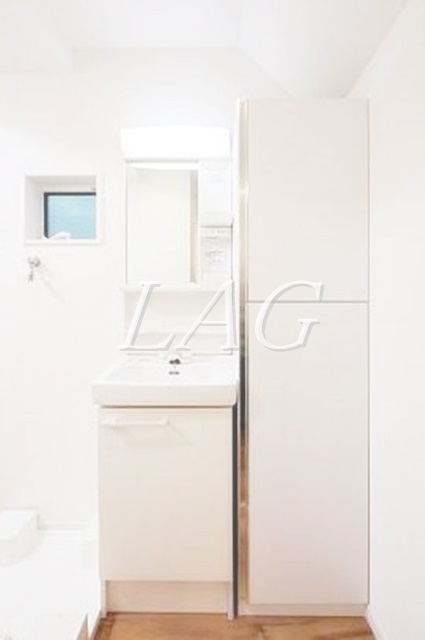 洗面設備　独立洗面台です。