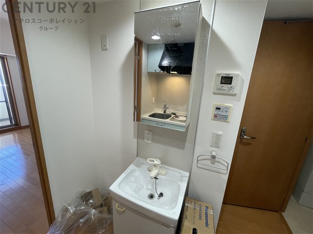 洗面設備　独立洗面台付きでおすすめ！