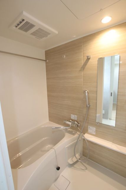 バス・シャワールーム　浴室乾燥／暖房