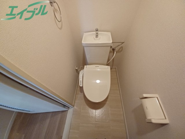 トイレ　同タイプの部屋写真です。