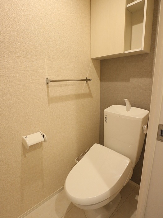 トイレ　ウォシュレット付きです。