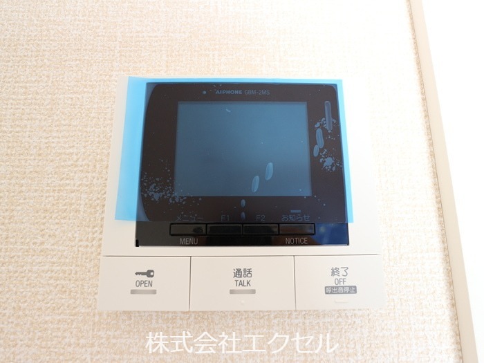 セキュリティ　来訪者の姿が確認できます。