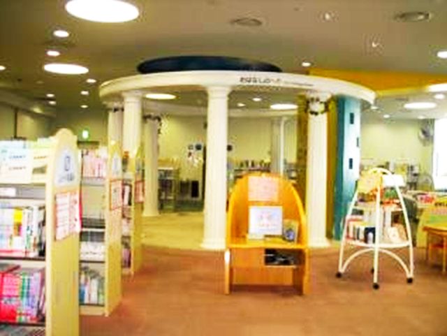 図書館　相模原市立橋本図書館（図書館）まで1101m