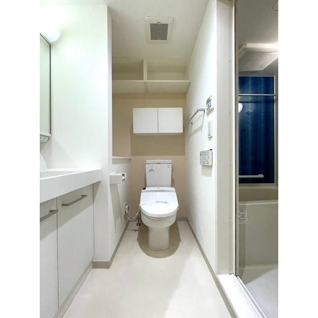 トイレ　落ち着いたトイレです