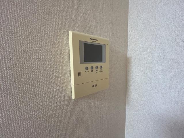 セキュリティ　モニター付きインターホン