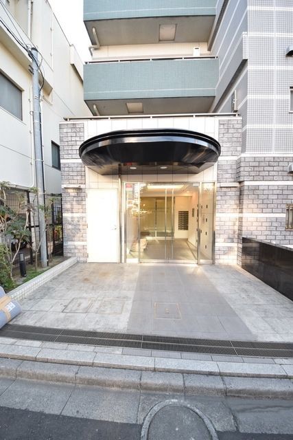 エントランス　☆お問い合わせはお早めに☆