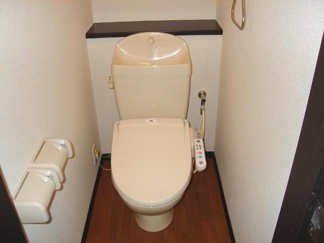トイレ　シャワー付トイレ