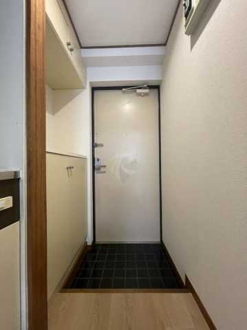玄関　音羽ホームズ（別部屋の写真です）