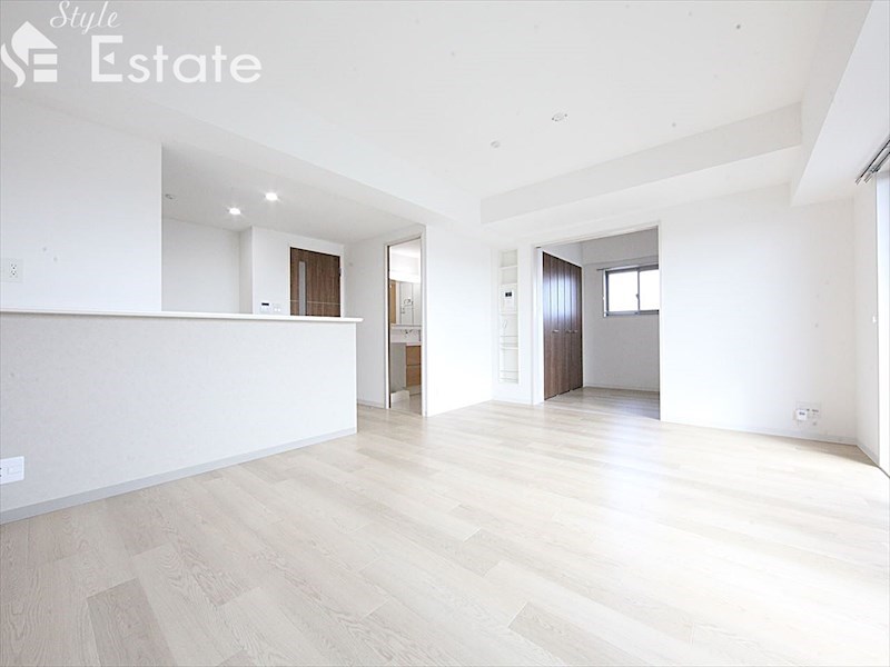 居室・リビング　内装