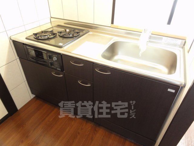 キッチン　リビング