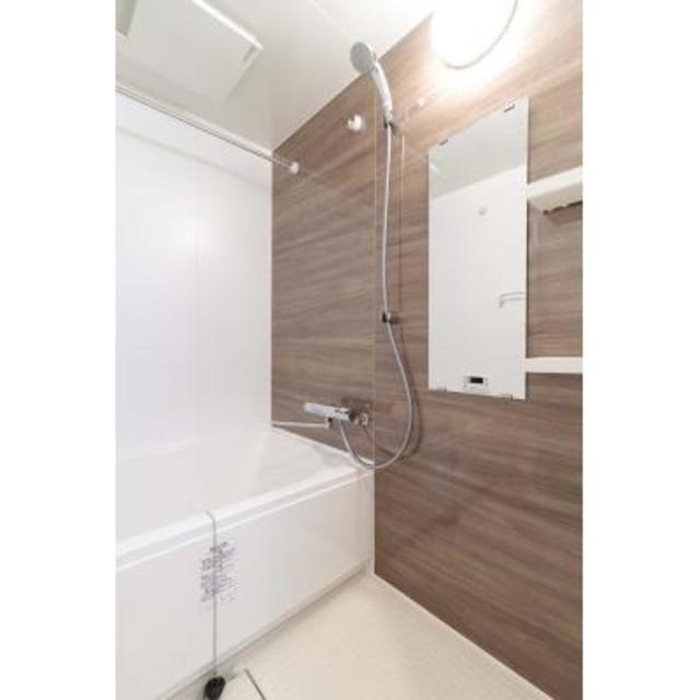 バス・シャワールーム　※写真は同タイプ住戸です。