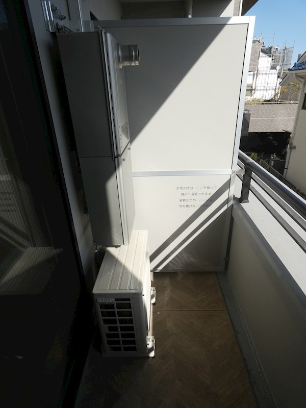 バルコニー　※別室参考写真