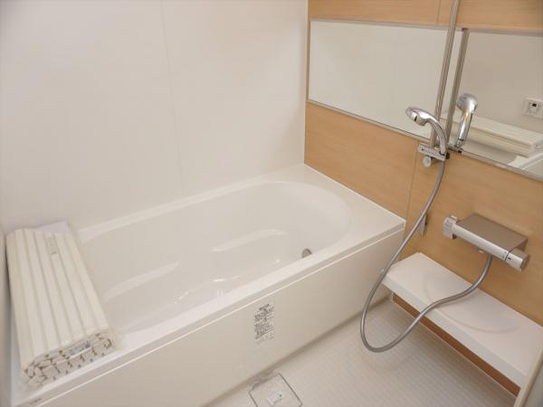 バス・シャワールーム　浴室