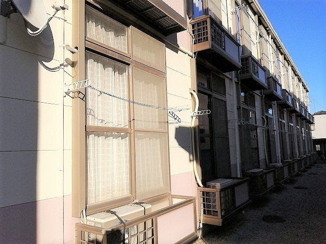レオパレスSTKの外観写真