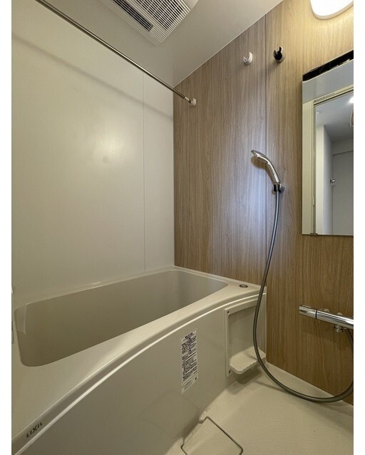 バス・シャワールーム　日々の疲れを癒すお風呂です♪