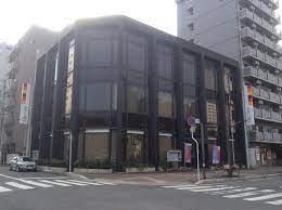 銀行　もみじ銀行平和通出張所（銀行）まで187m