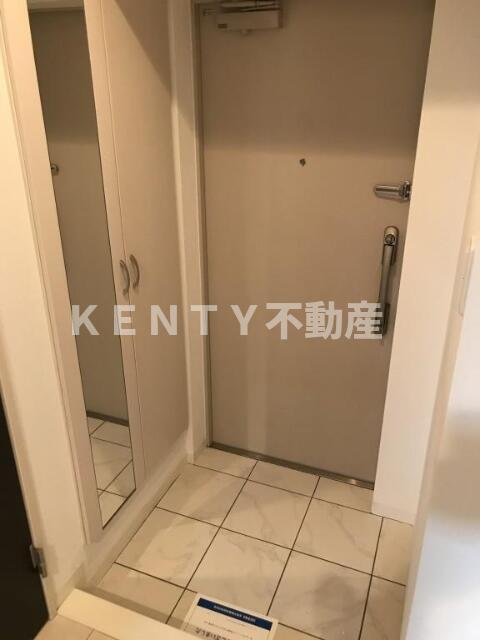 玄関　落ち着いた玄関です