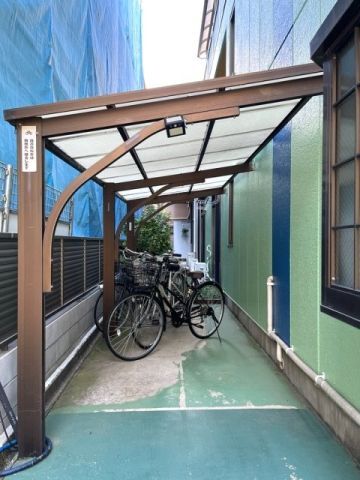 駐車場　駐輪場