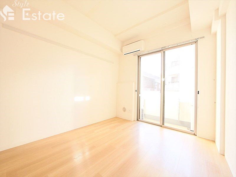 居室・リビング　内装