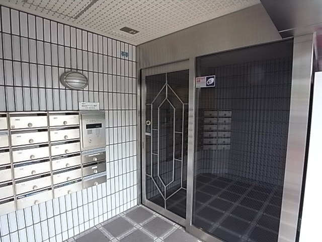 その他共有部分　オートロック付のマンションです。