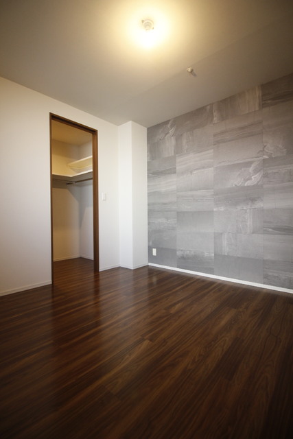 その他部屋・スペース　★アクセントクロスもオシャレな洋室★