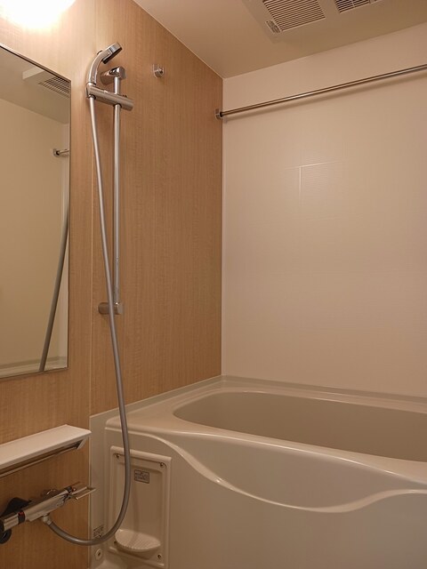 バス・シャワールーム　浴室